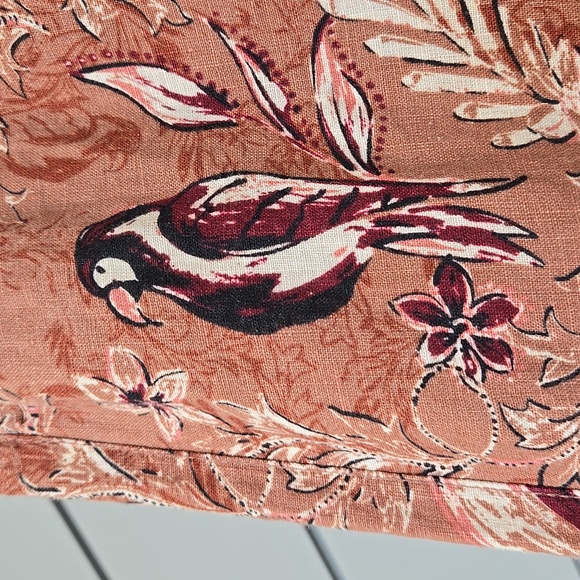 Tahari Linnen Wide Leg Crop Tropical Bird Pants 23" Inseam - Picture 4 of 8